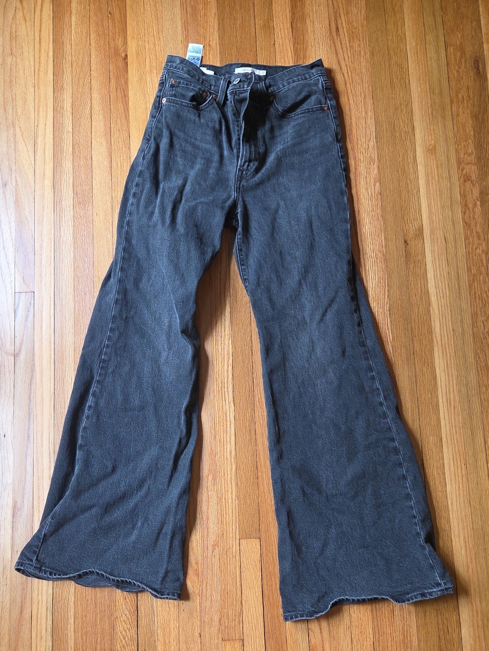 Levis Ribcage Bell